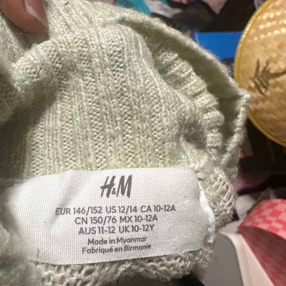 H&M cream green Knit Sweater and joggers - Picture 5 of 6